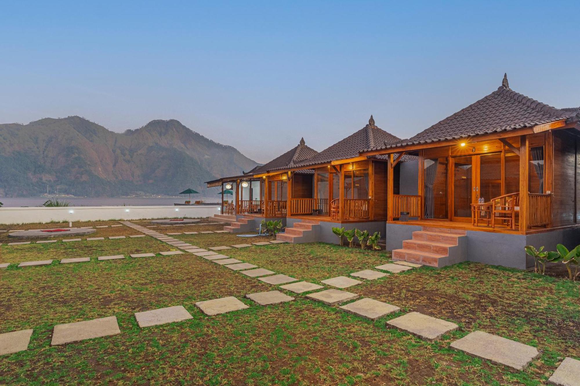 D Sila'S Tepi Danu Villas Kintamani & Natural Hot Spring Exterior photo