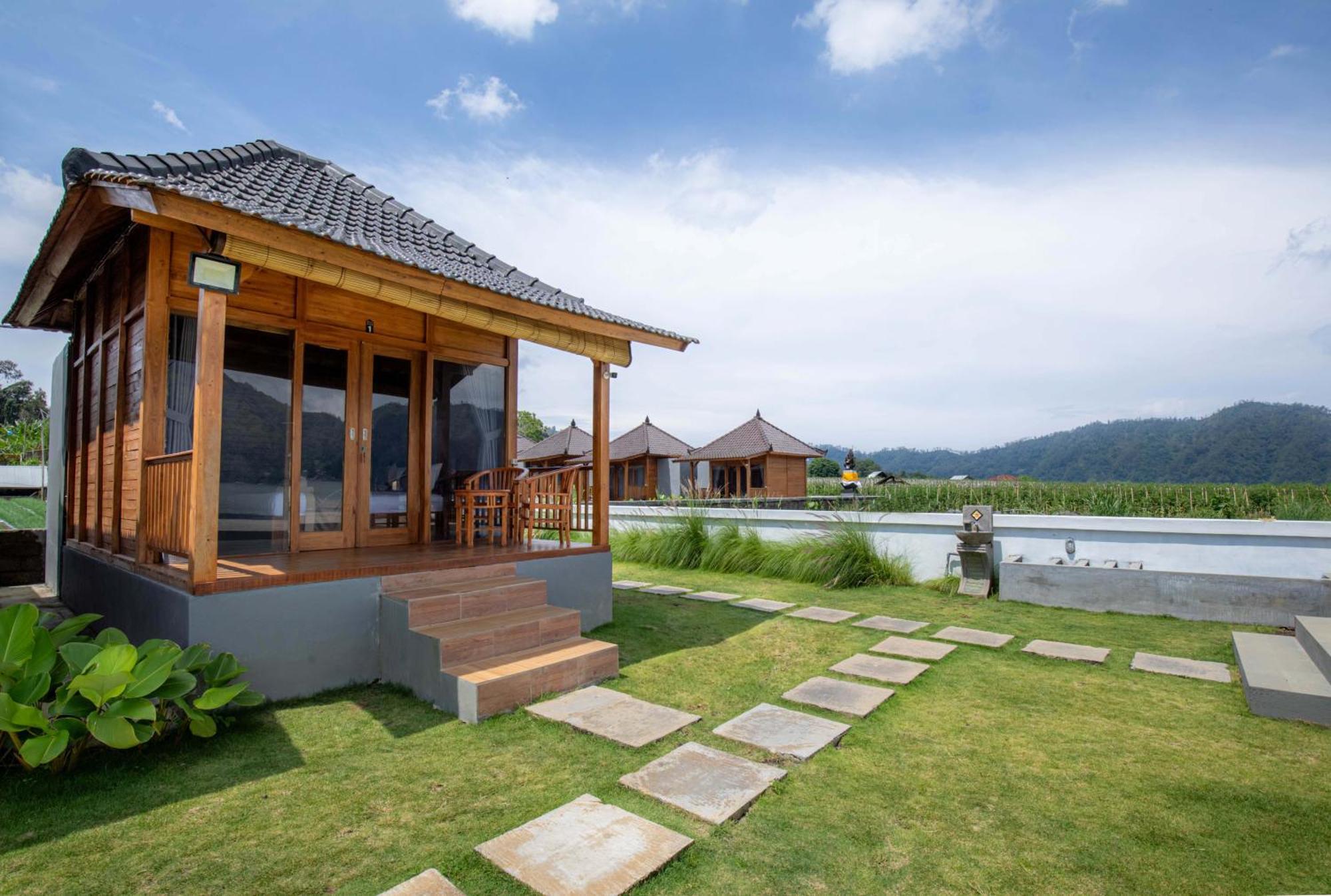 D Sila'S Tepi Danu Villas Kintamani & Natural Hot Spring Exterior photo